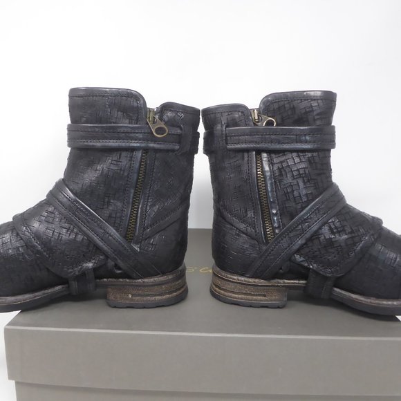 ❤️SALE UGG ITALIAN MADE ELISABETA WEAVE BOOTS NEW IN BOX - Picture 11 of 15